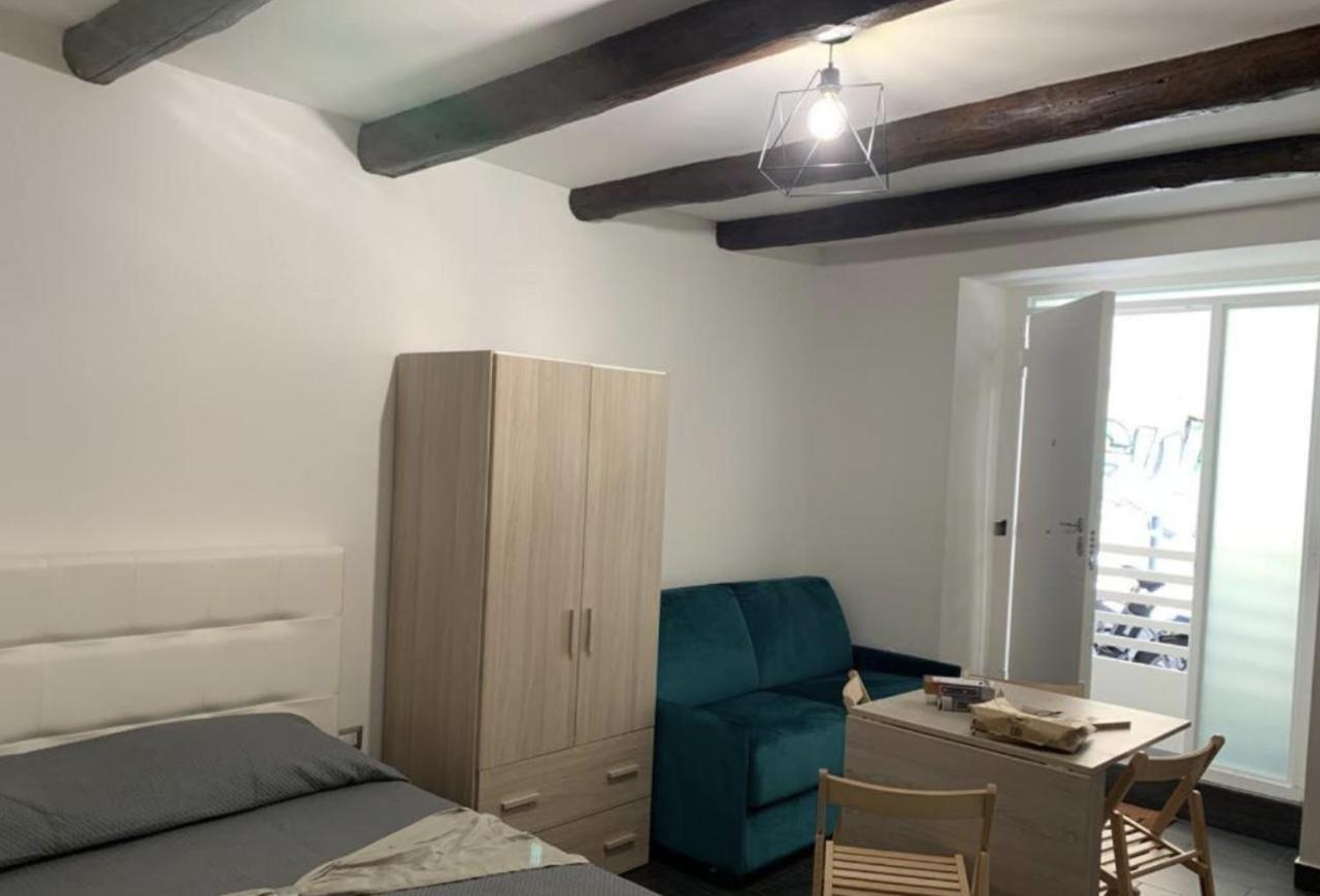 Viky House Chiaia Apartment Naples Exterior photo
